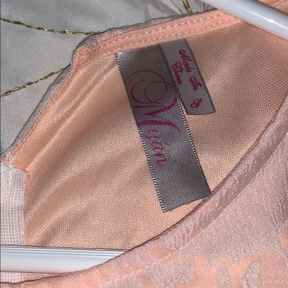 BEAUTIFUL BLUSH FIT AND FLARE - Picture 4 of 5